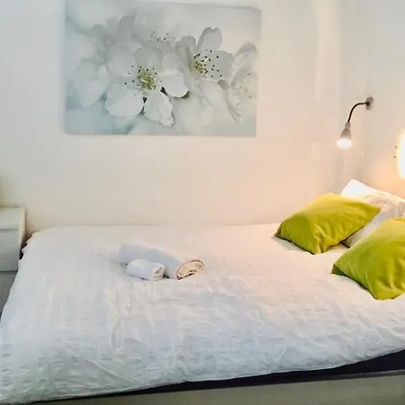 Apartamento Square 1 *